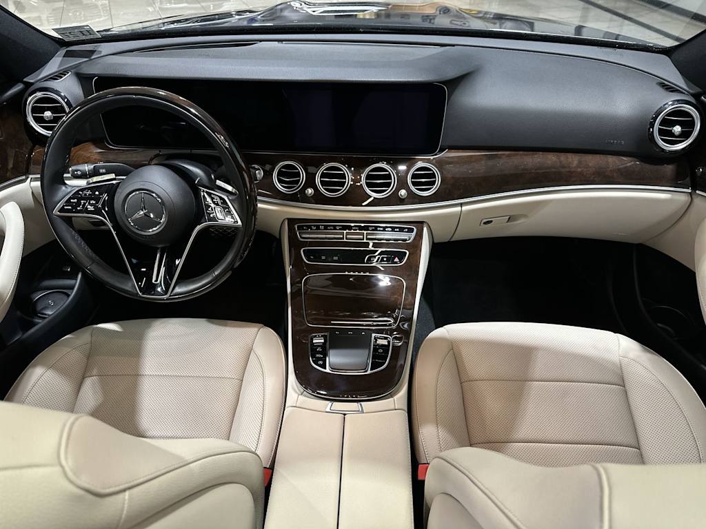 Thumbnail: 2023 Mercedes-Benz E-Class - 10