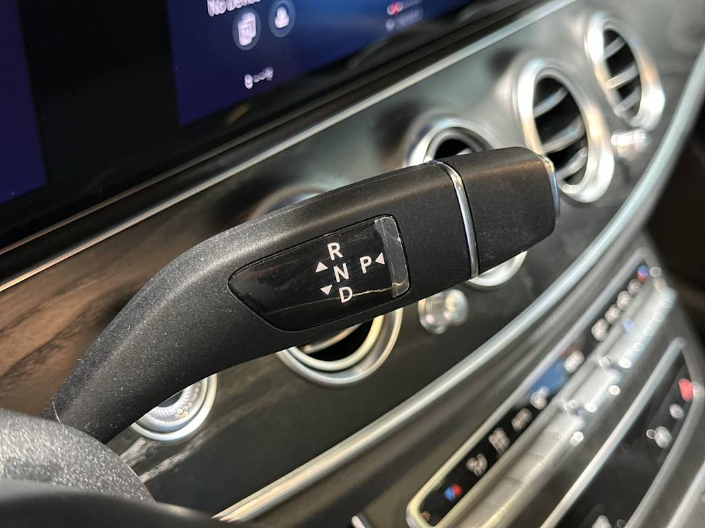 Thumbnail: 2023 Mercedes-Benz E-Class - 33