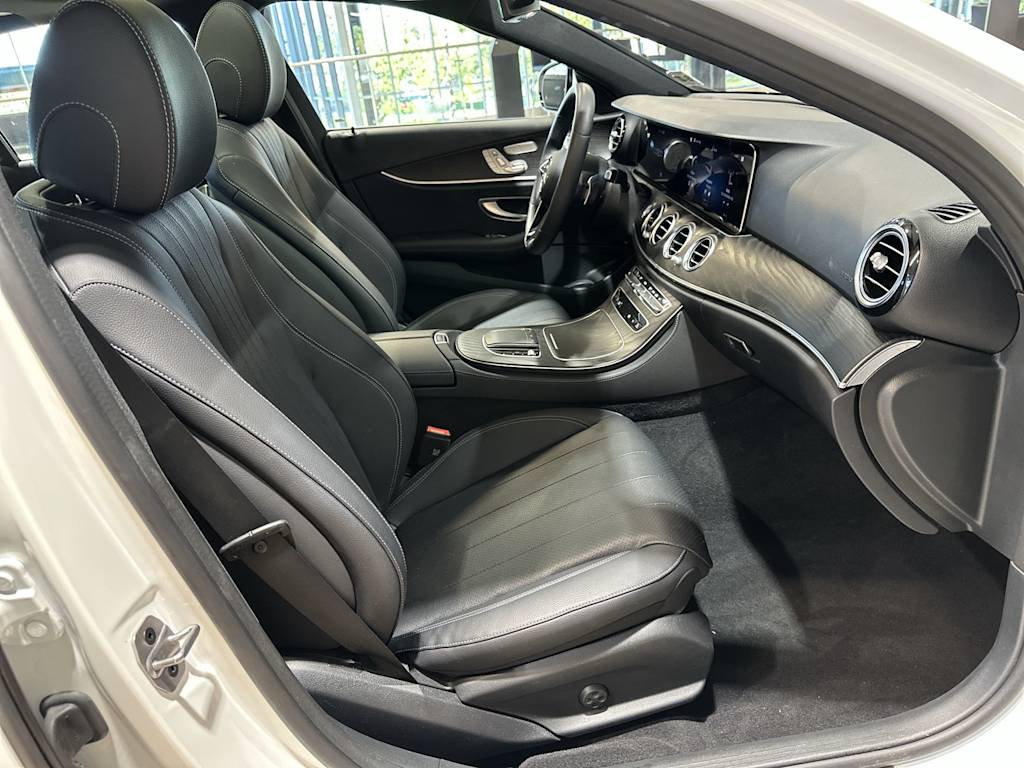 Thumbnail: 2023 Mercedes-Benz E-Class - 12