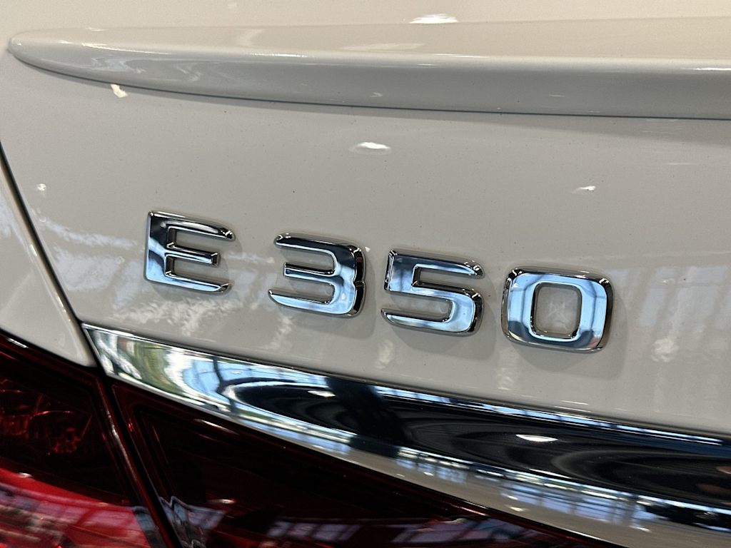 Thumbnail: 2023 Mercedes-Benz E-Class - 30