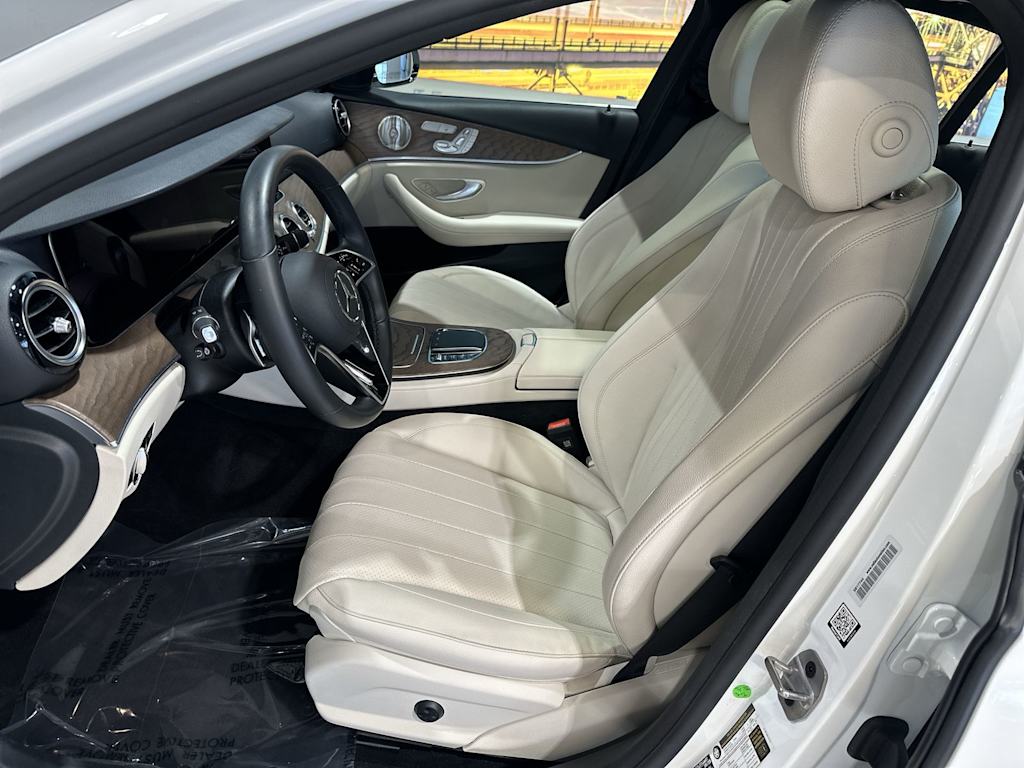 Thumbnail: 2023 Mercedes-Benz E-Class - 12