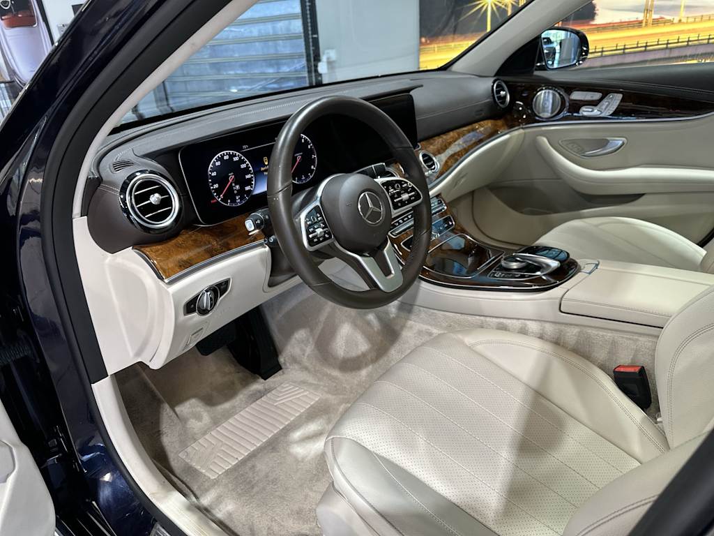 Thumbnail: 2020 Mercedes-Benz E-Class - 2