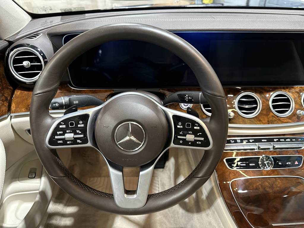Thumbnail: 2020 Mercedes-Benz E-Class - 14