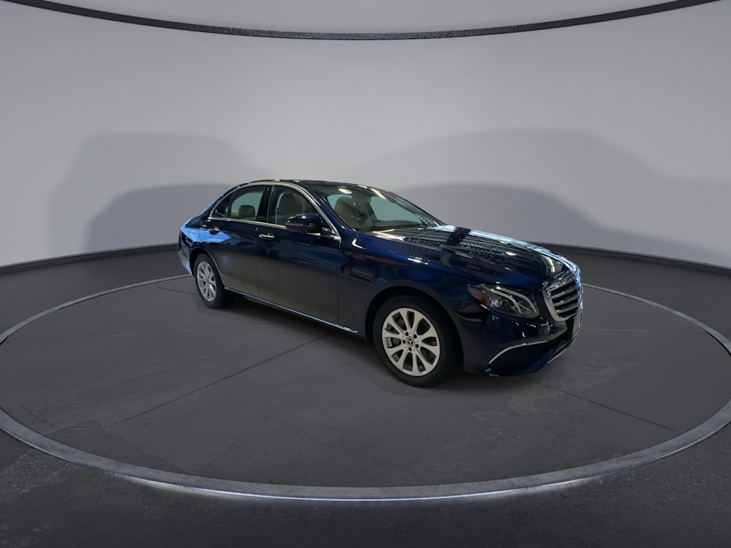 Thumbnail: 2020 Mercedes-Benz E-Class - 28