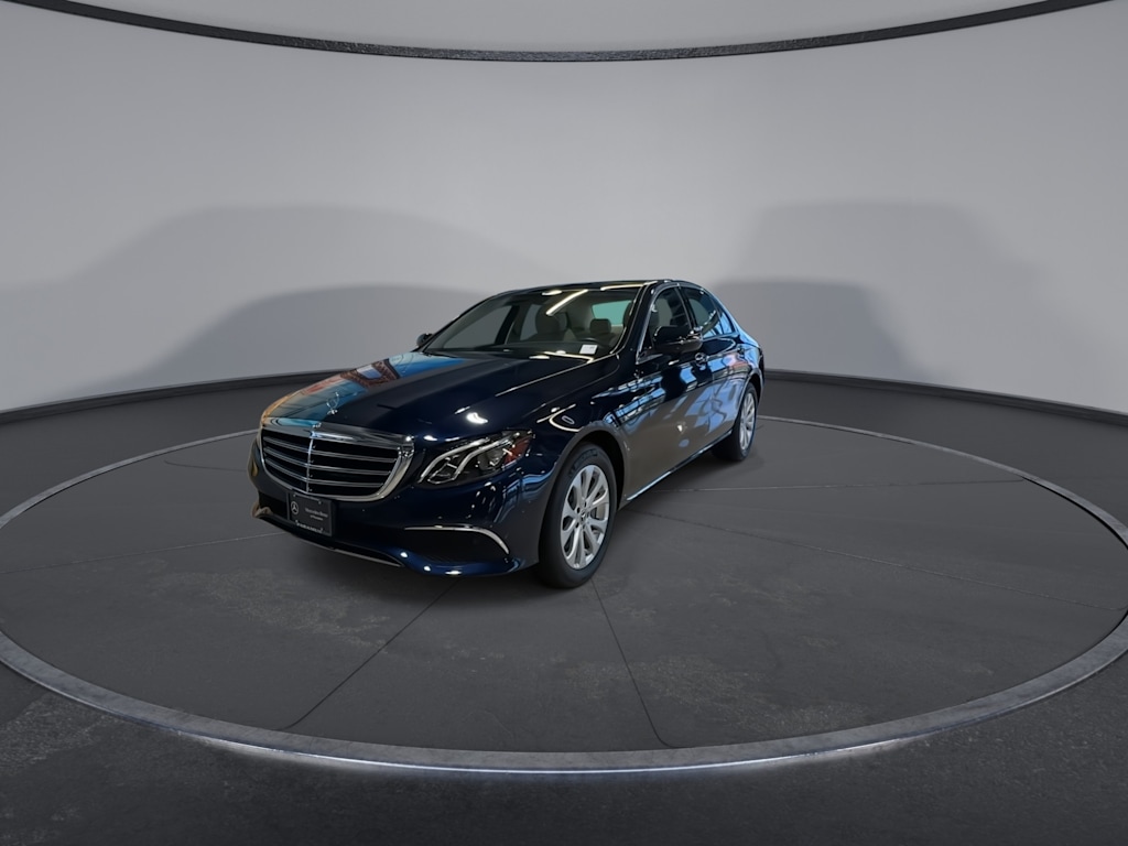 Thumbnail: 2020 Mercedes-Benz E-Class - 20