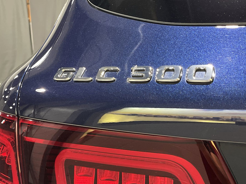 Thumbnail: 2022 Mercedes-Benz GLC - 7