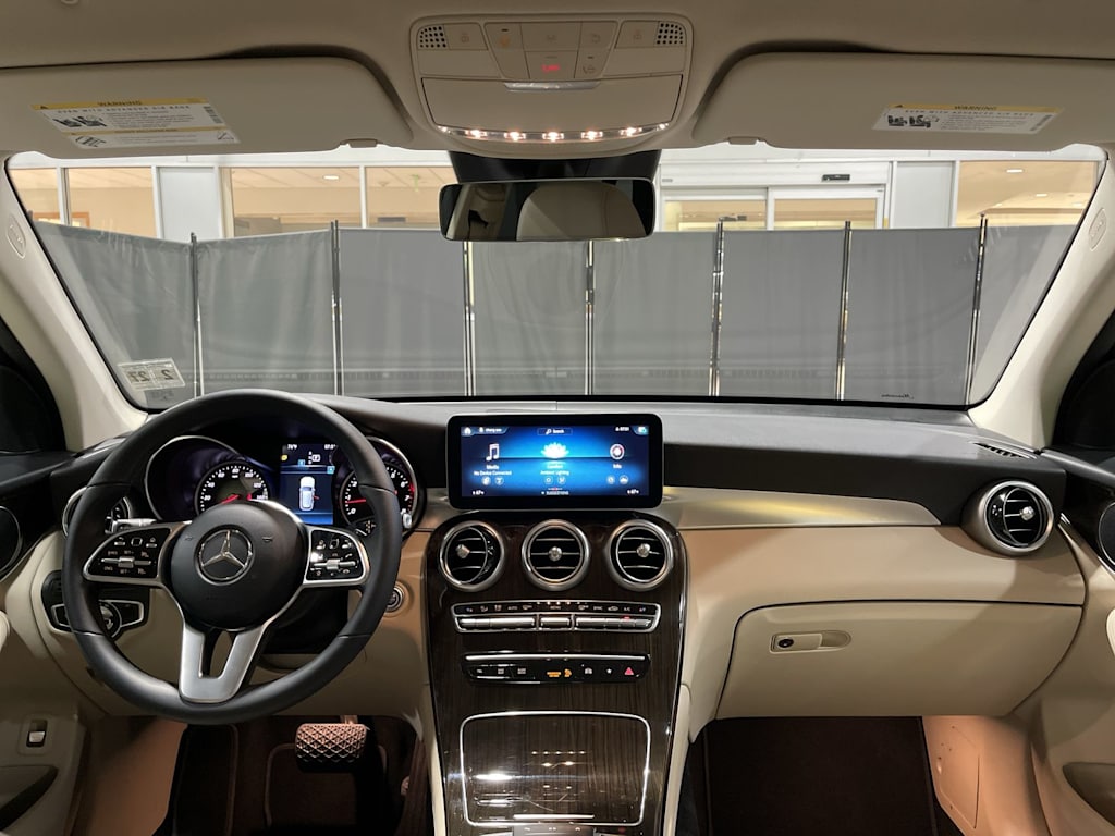 Thumbnail: 2022 Mercedes-Benz GLC - 2