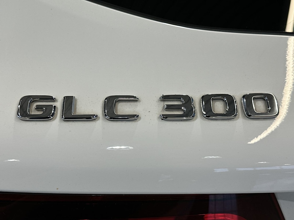 Thumbnail: 2022 Mercedes-Benz GLC - 7