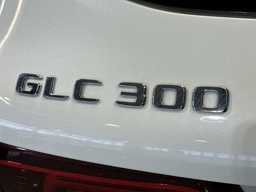 Thumbnail: 2022 Mercedes-Benz GLC - 7