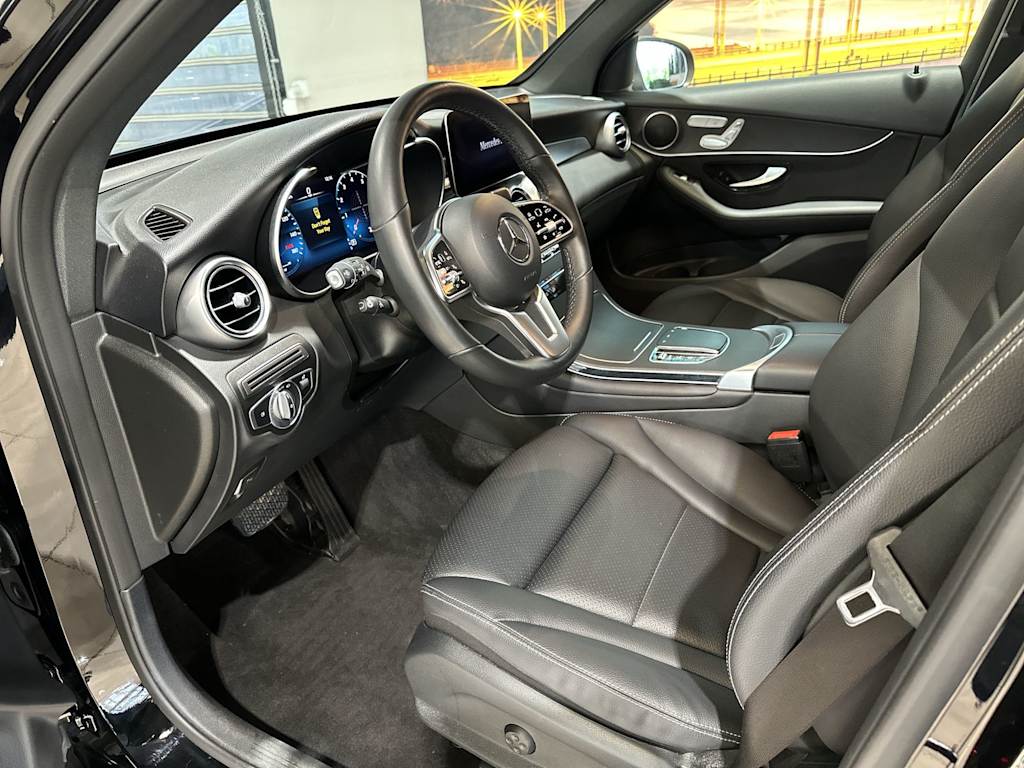 Thumbnail: 2022 Mercedes-Benz GLC - 11