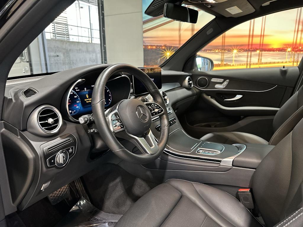 Thumbnail: 2021 Mercedes-Benz GLC - 2