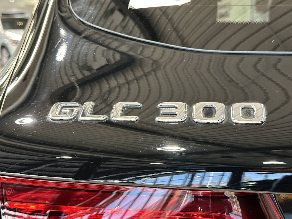 Thumbnail: 2021 Mercedes-Benz GLC - 31