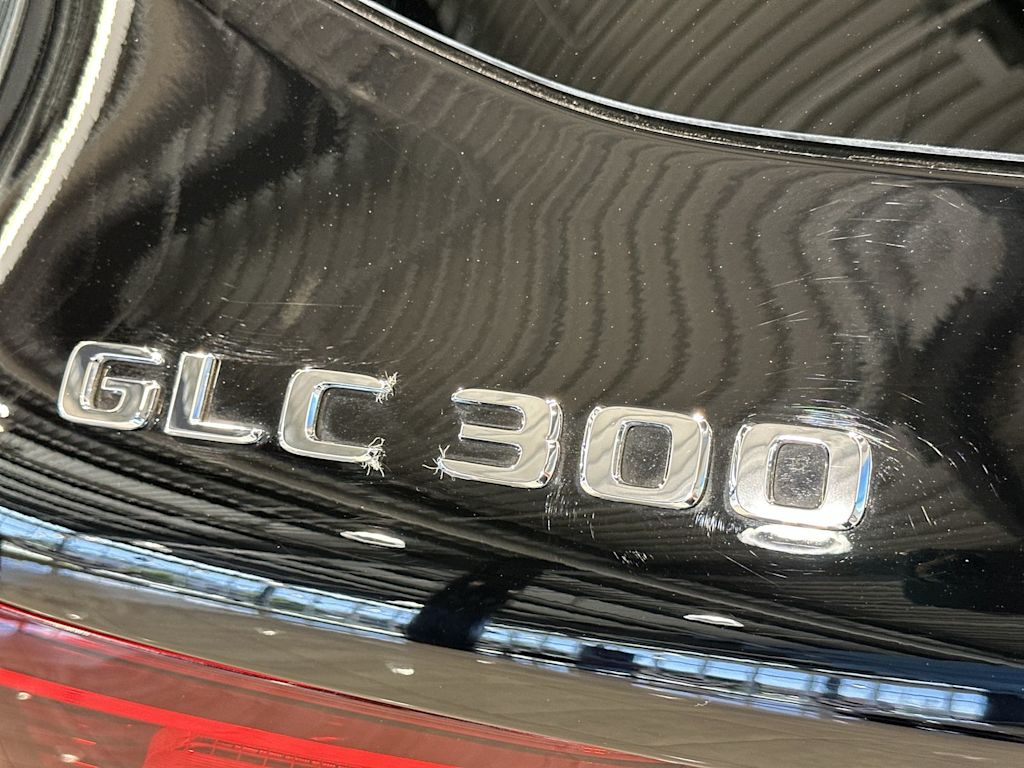 Thumbnail: 2022 Mercedes-Benz GLC - 29