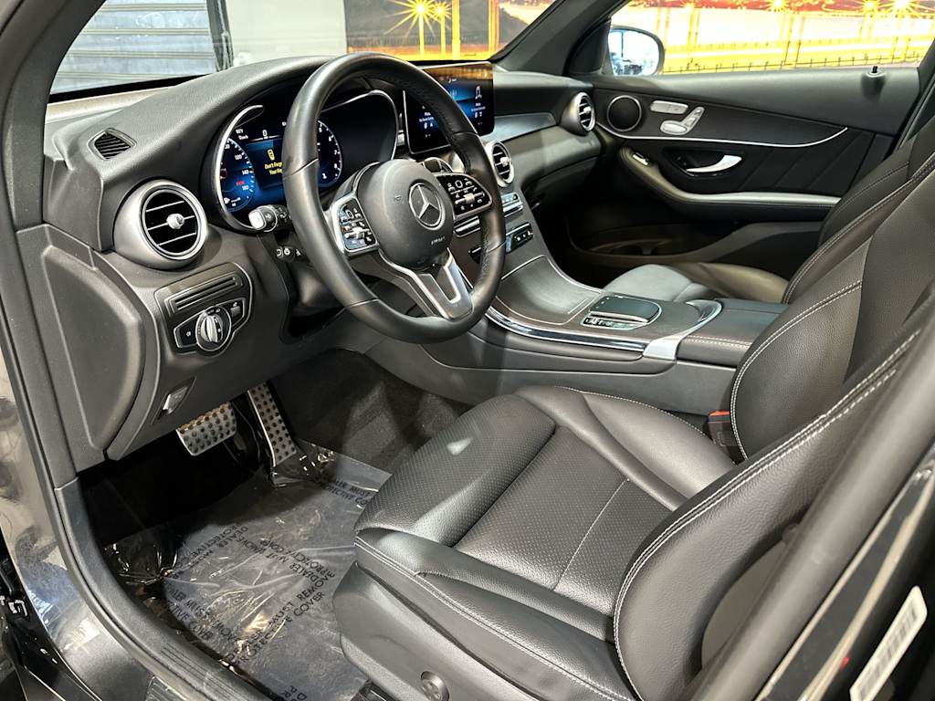 Thumbnail: 2022 Mercedes-Benz GLC - 11