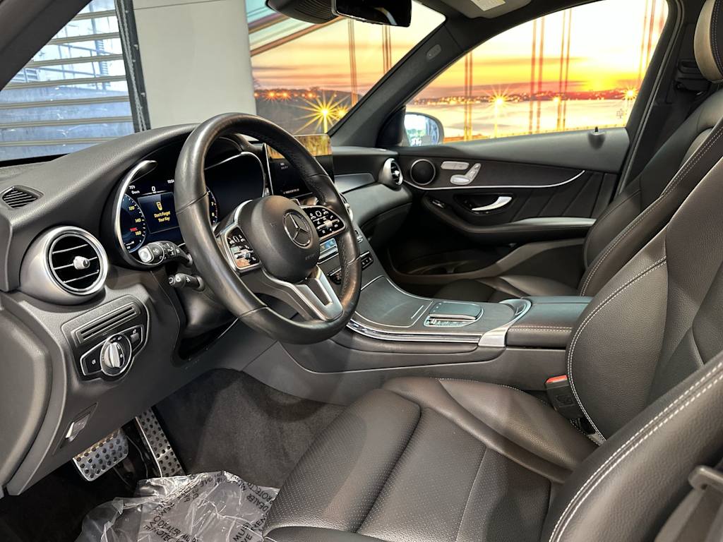 Thumbnail: 2022 Mercedes-Benz GLC - 11