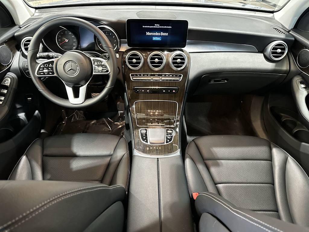 Thumbnail: 2022 Mercedes-Benz GLC - 10