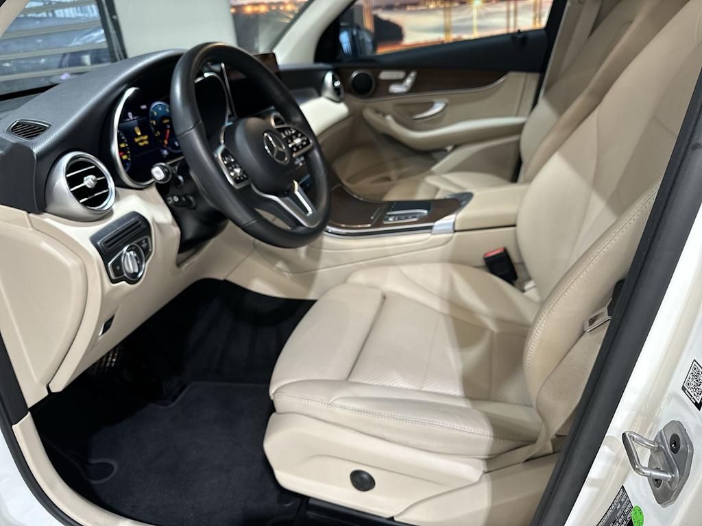 Thumbnail: 2022 Mercedes-Benz GLC - 11