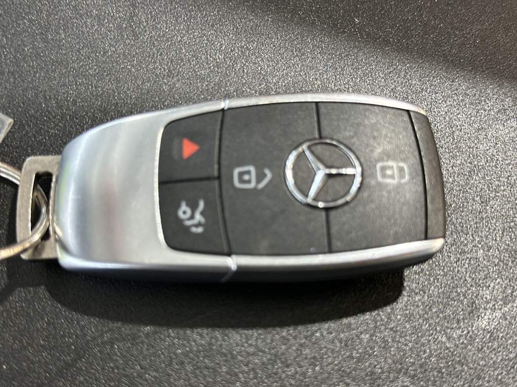 Thumbnail: 2023 Mercedes-Benz GLC - 15