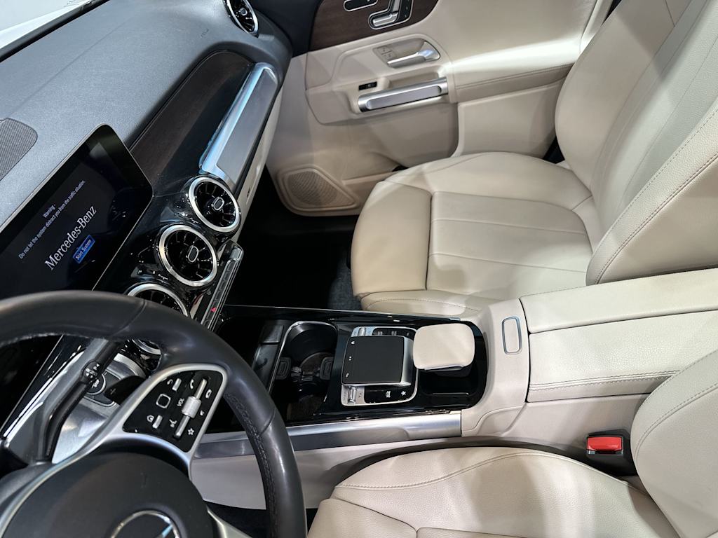 Thumbnail: 2020 Mercedes-Benz GLB - 14