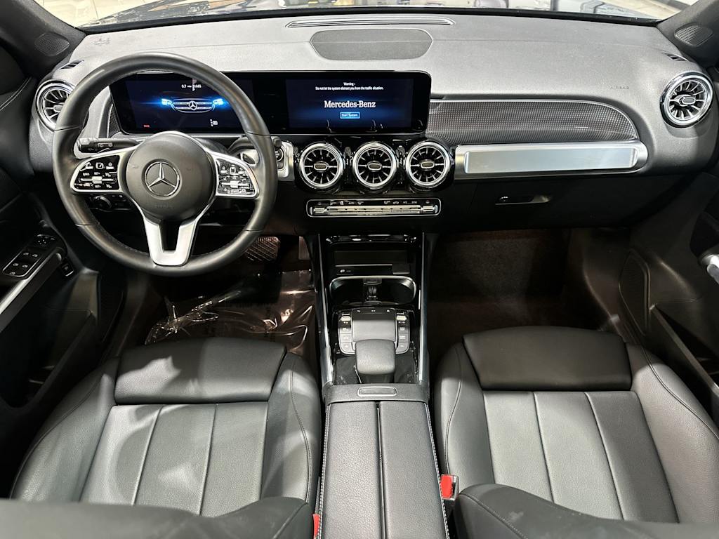 Thumbnail: 2023 Mercedes-Benz GLB - 10