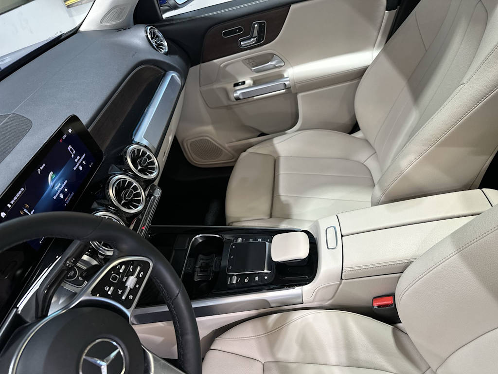 Thumbnail: 2023 Mercedes-Benz GLB - 14
