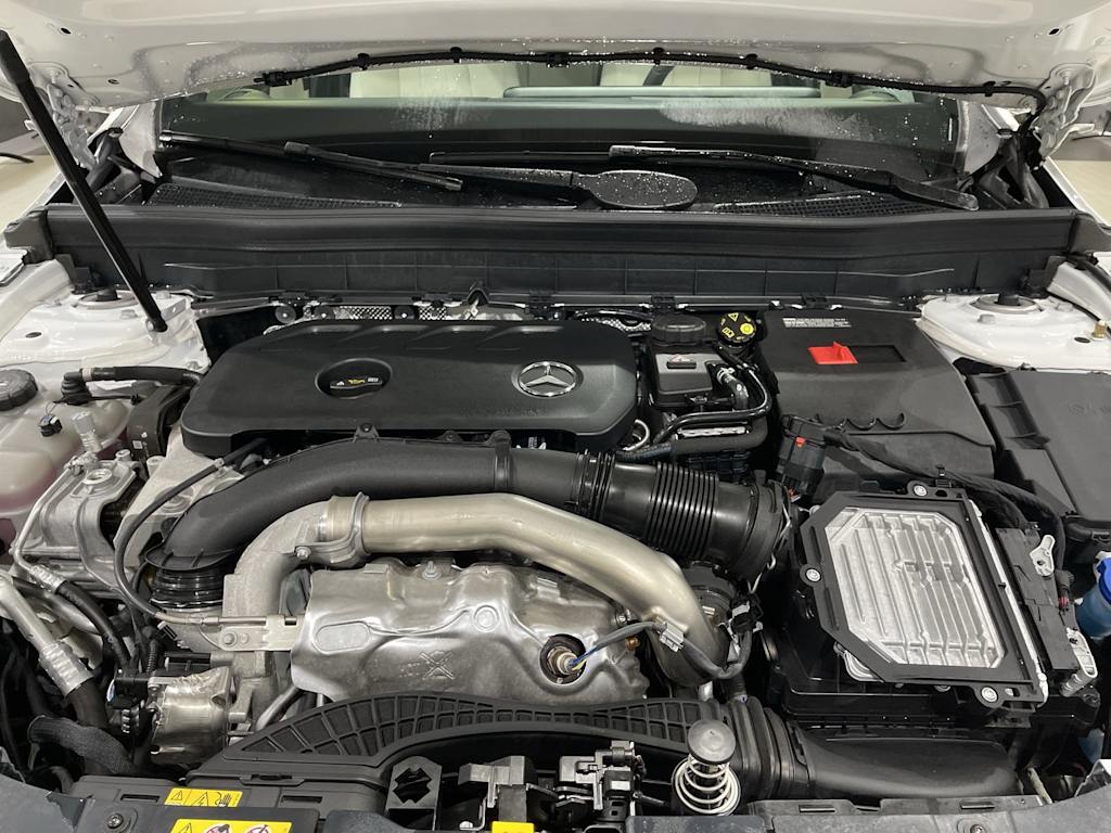 Thumbnail: 2025 Mercedes-Benz GLB - 9