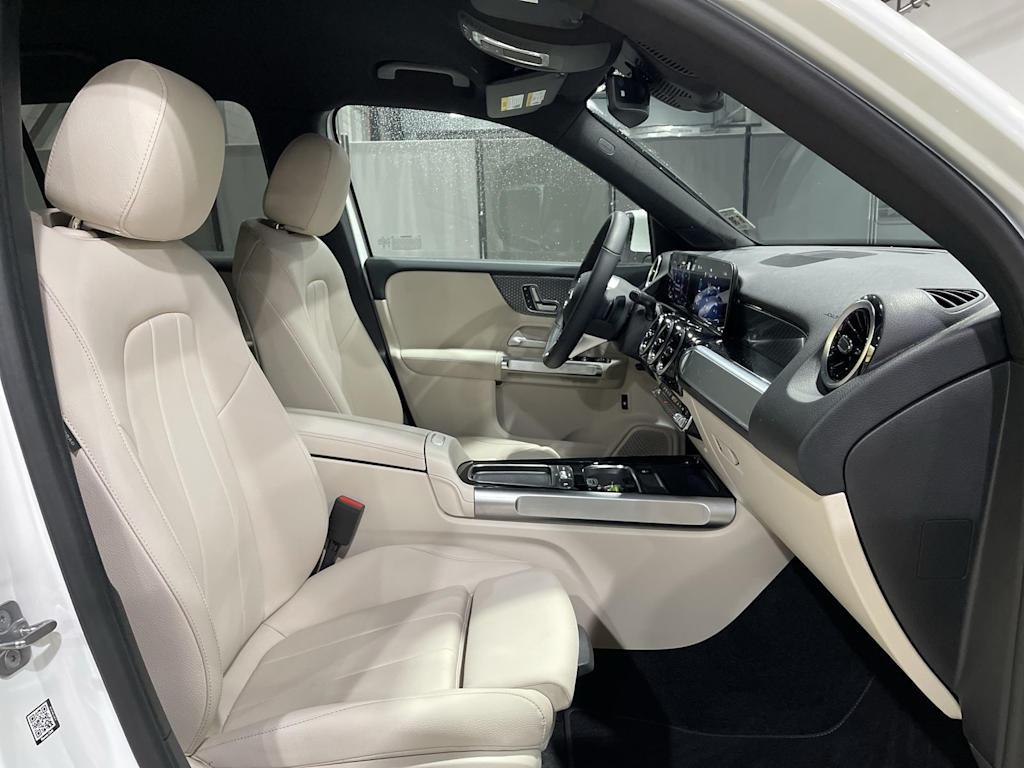 Thumbnail: 2025 Mercedes-Benz GLB - 33