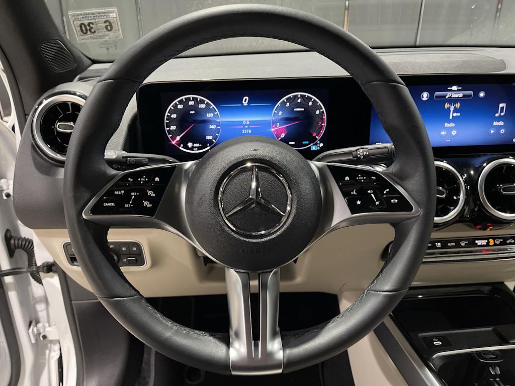 Thumbnail: 2025 Mercedes-Benz GLB - 14