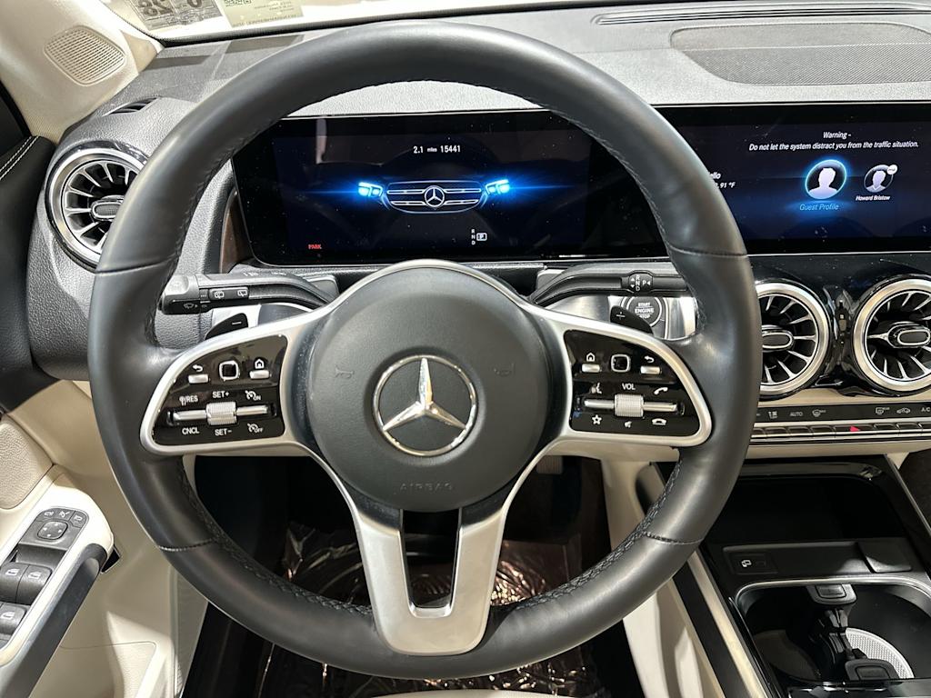 Thumbnail: 2023 Mercedes-Benz GLB - 10