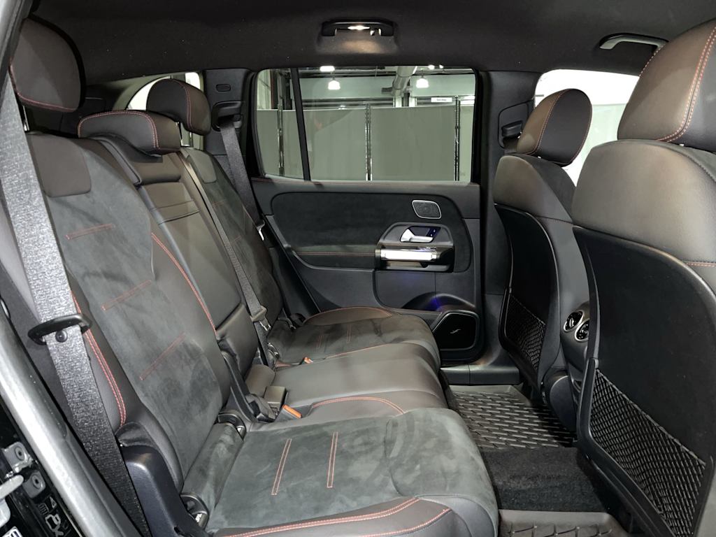 Thumbnail: 2025 Mercedes-Benz GLB - 30