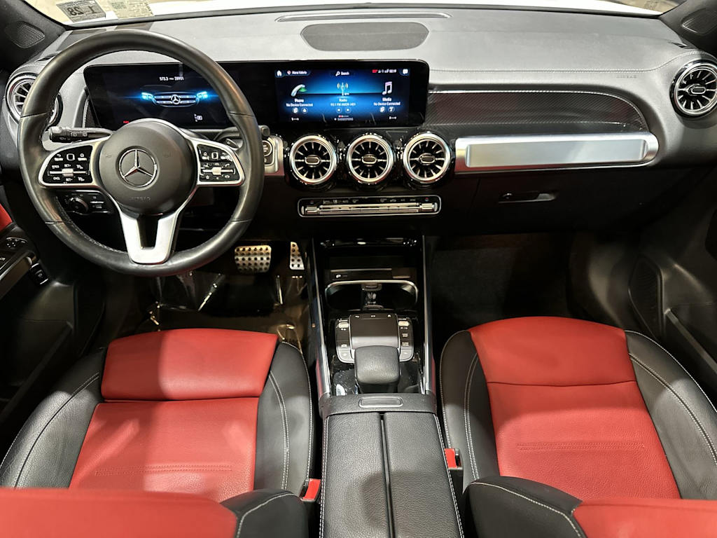 Thumbnail: 2022 Mercedes-Benz GLB - 2