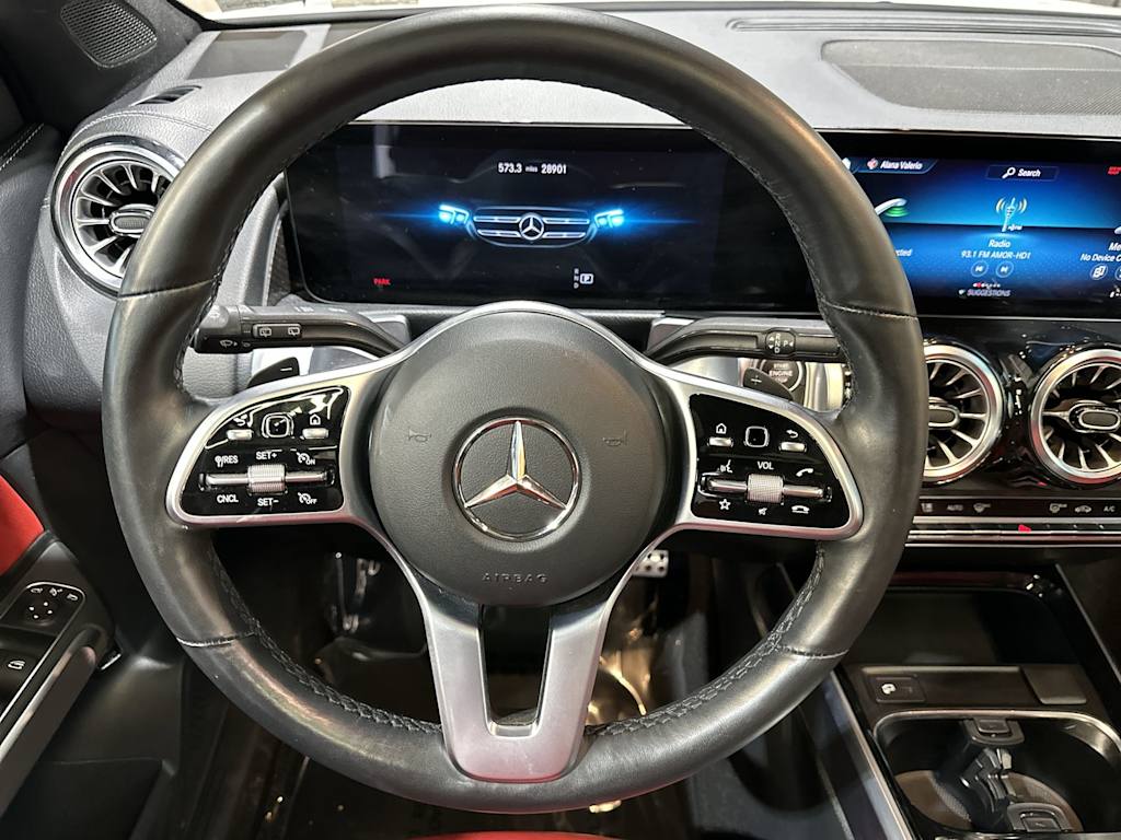 Thumbnail: 2022 Mercedes-Benz GLB - 10