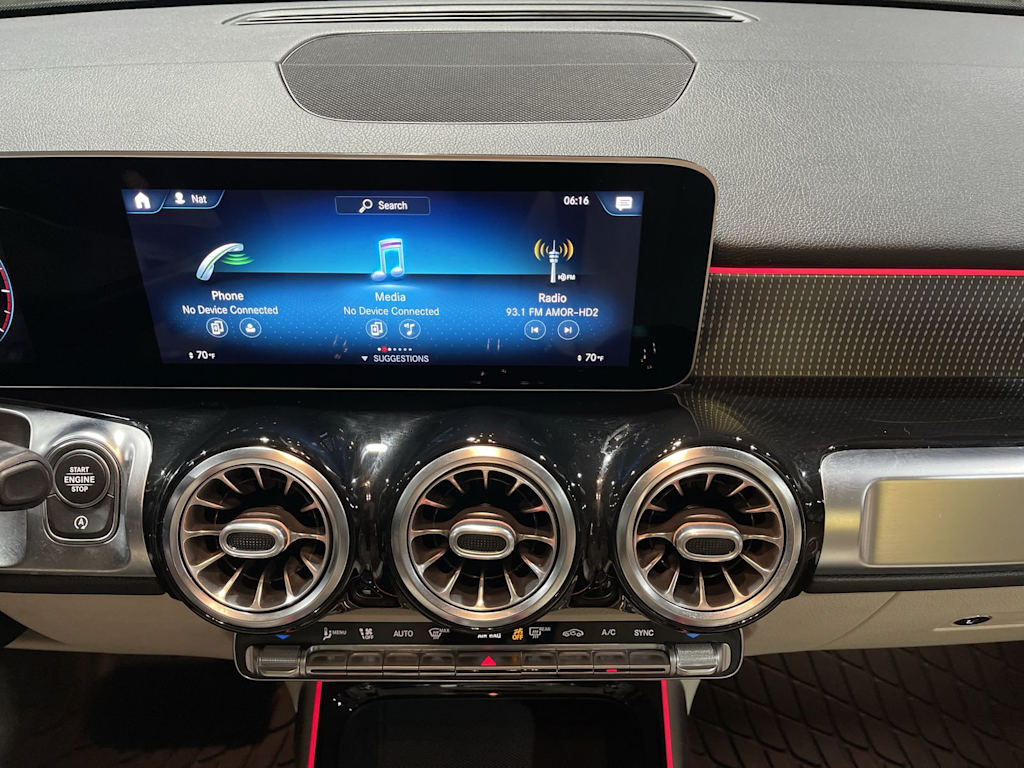 Thumbnail: 2021 Mercedes-Benz GLB - 14