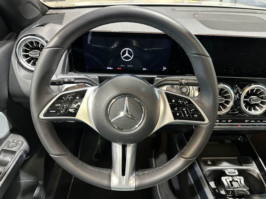 Thumbnail: 2026 Mercedes-Benz GLB - 10