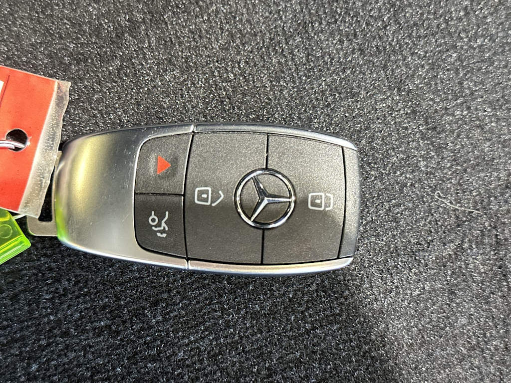 Thumbnail: 2026 Mercedes-Benz GLB - 16