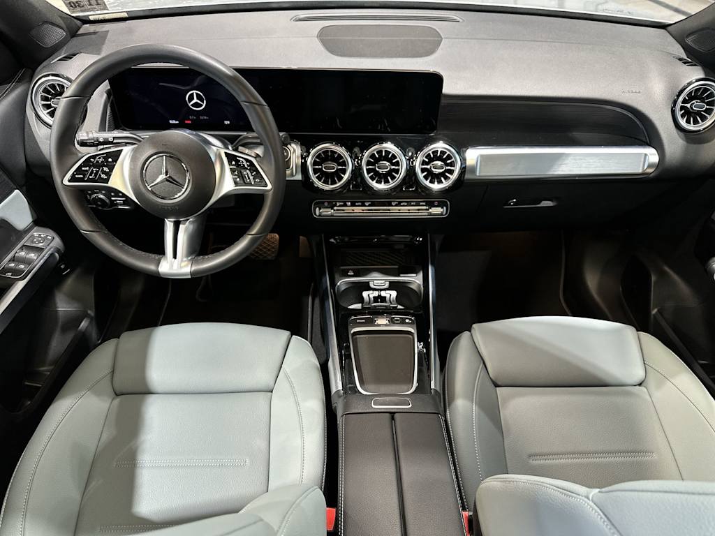 Thumbnail: 2026 Mercedes-Benz GLB - 2