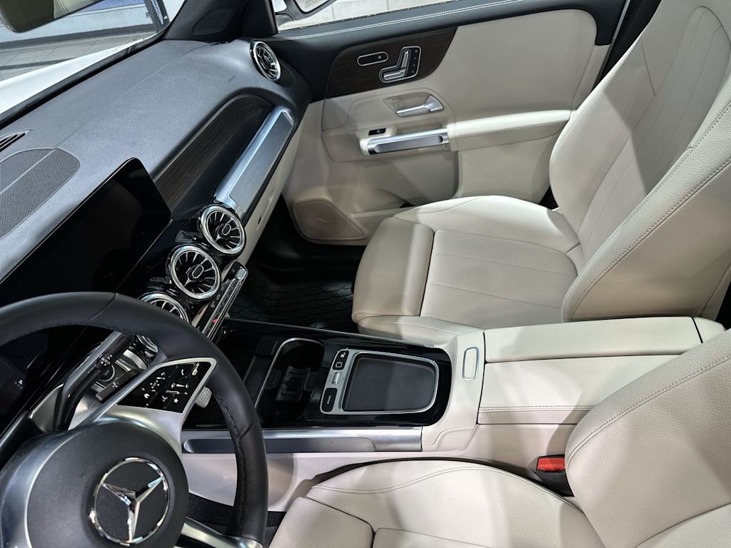 Thumbnail: 2026 Mercedes-Benz GLB - 14