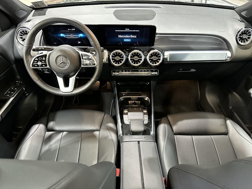 Thumbnail: 2022 Mercedes-Benz GLB - 2