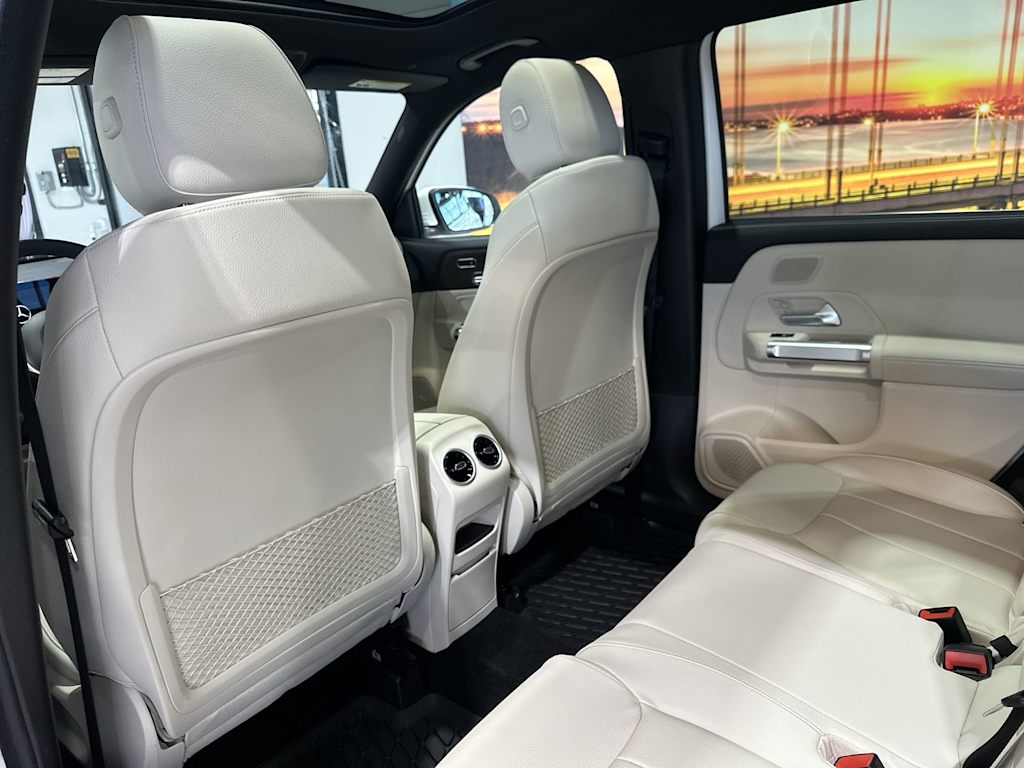 Thumbnail: 2026 Mercedes-Benz GLB - 13