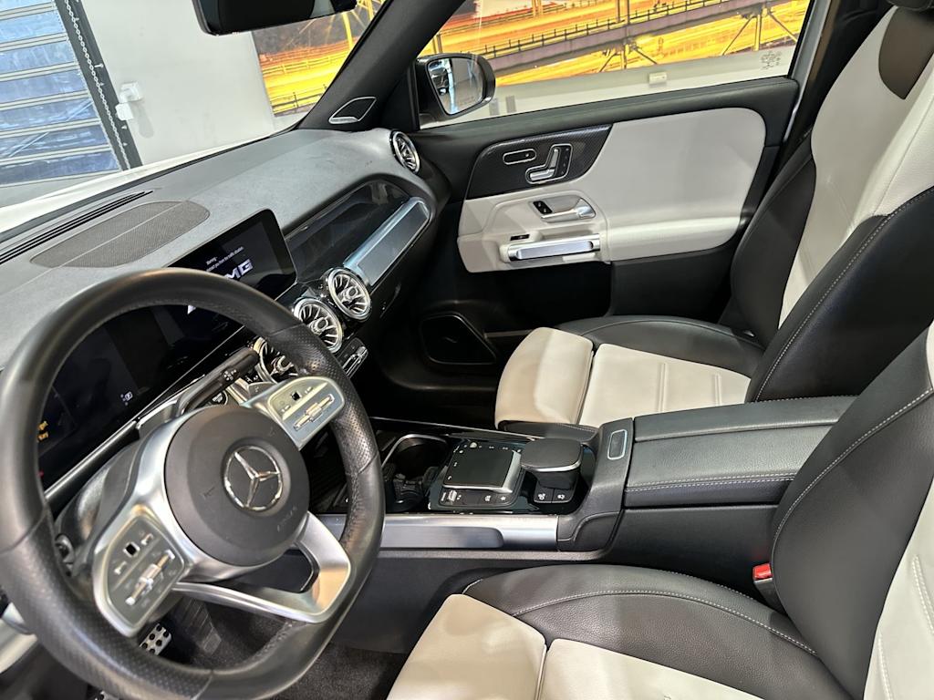 Thumbnail: 2021 Mercedes-Benz GLB - 15