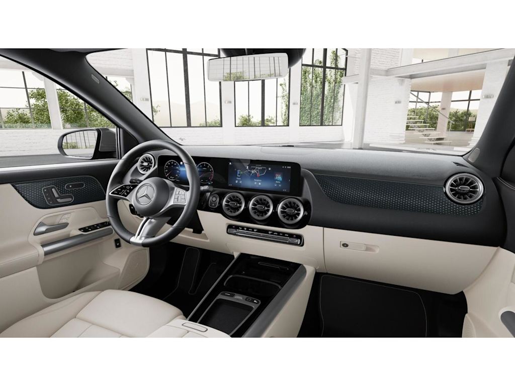 Thumbnail: 2026 Mercedes-Benz GLA - 2