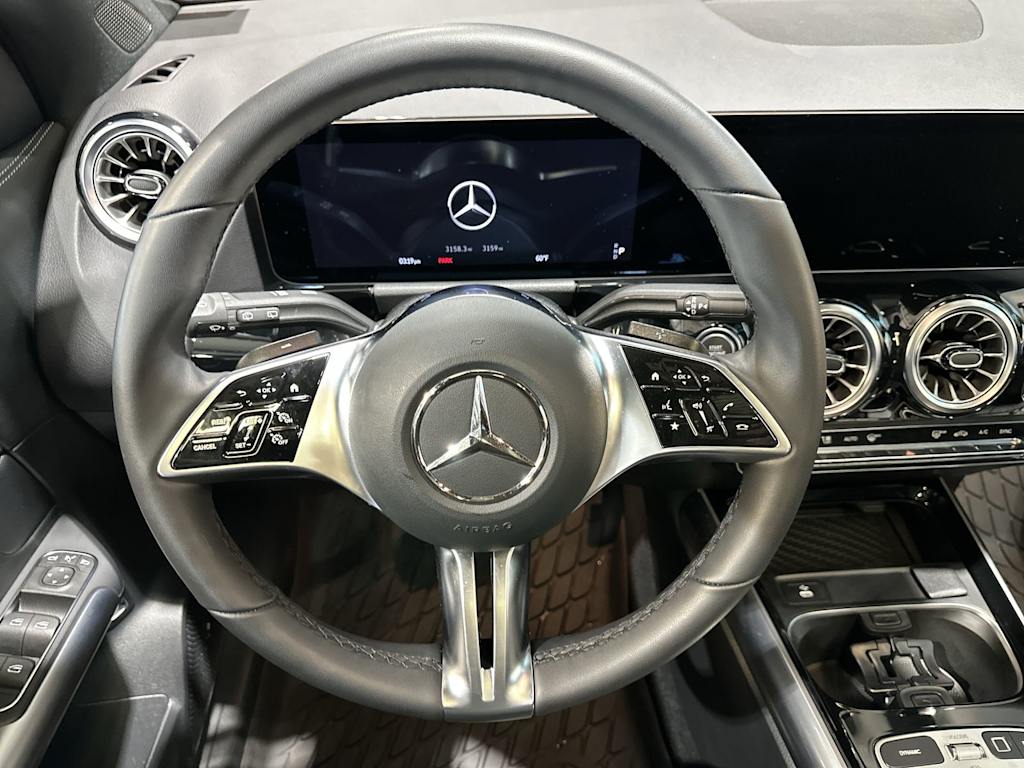 Thumbnail: 2026 Mercedes-Benz GLA - 10