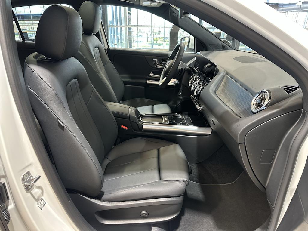 Thumbnail: 2026 Mercedes-Benz GLA - 31