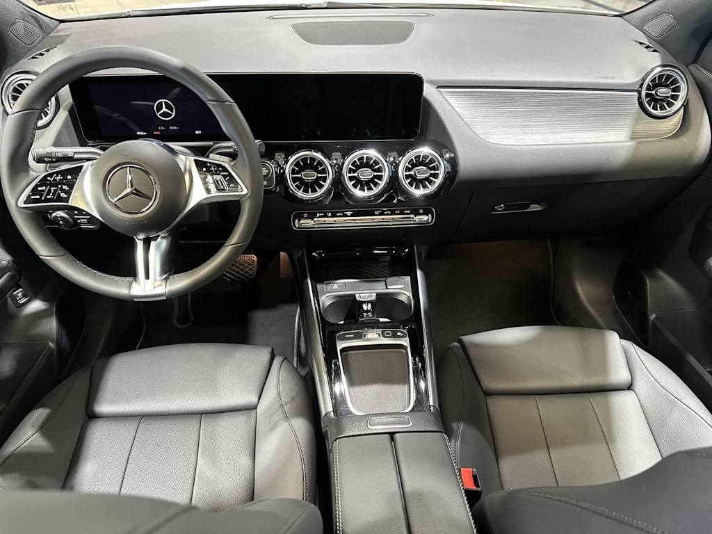 Thumbnail: 2026 Mercedes-Benz GLA - 2