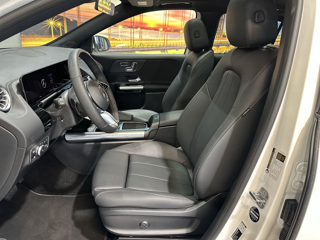 Thumbnail: 2026 Mercedes-Benz GLA - 12