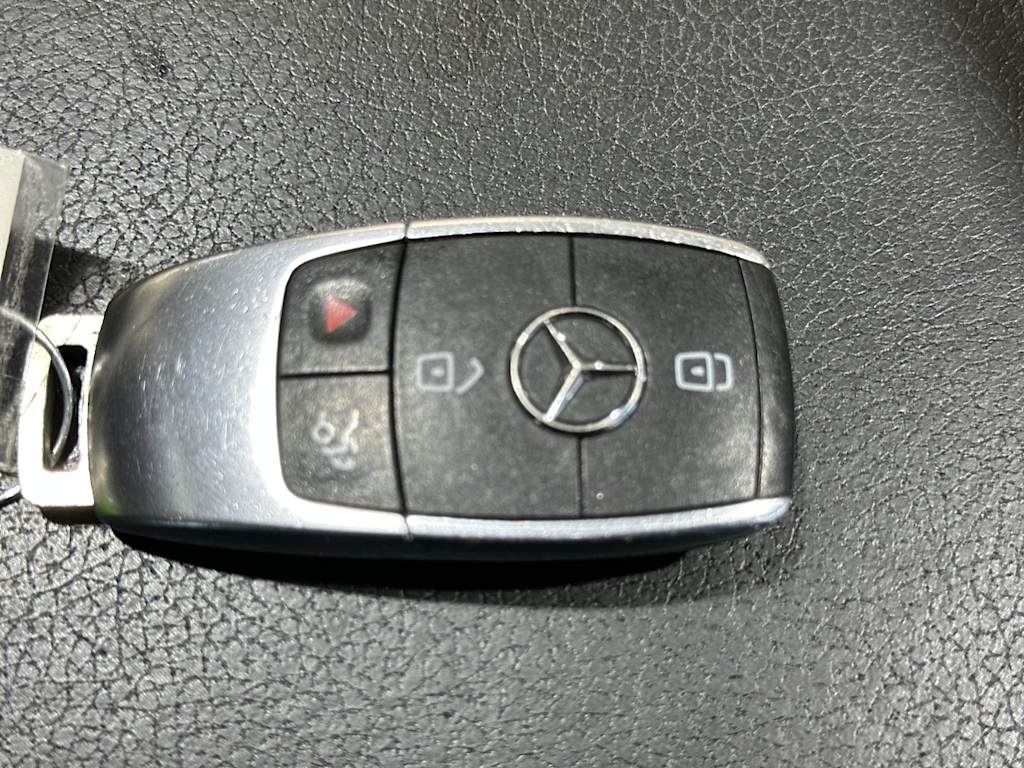 Thumbnail: 2022 Mercedes-Benz GLA - 16