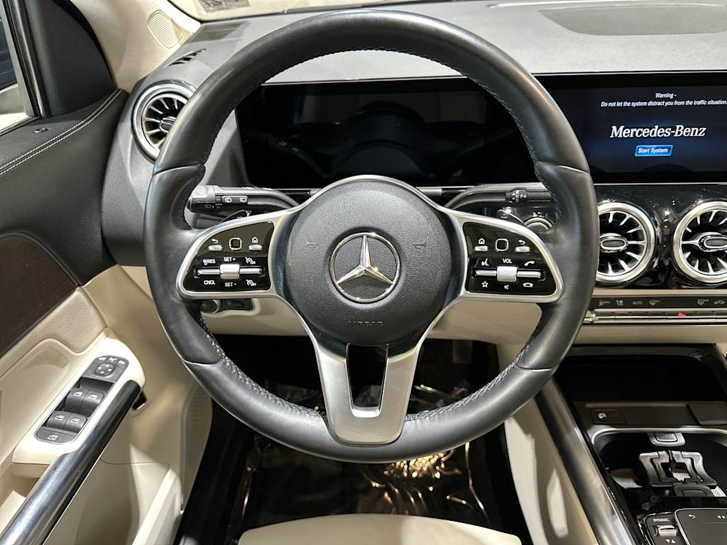 Thumbnail: 2022 Mercedes-Benz GLA - 9