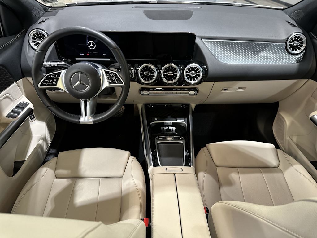Thumbnail: 2024 Mercedes-Benz GLA - 10