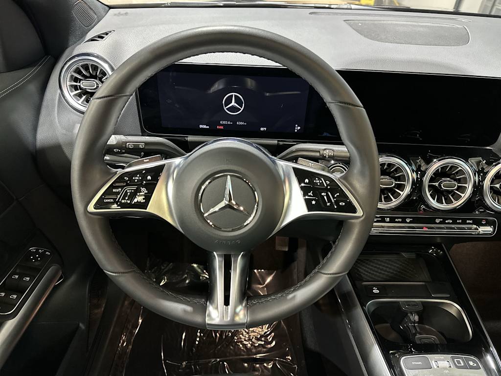 Thumbnail: 2026 Mercedes-Benz GLA - 10
