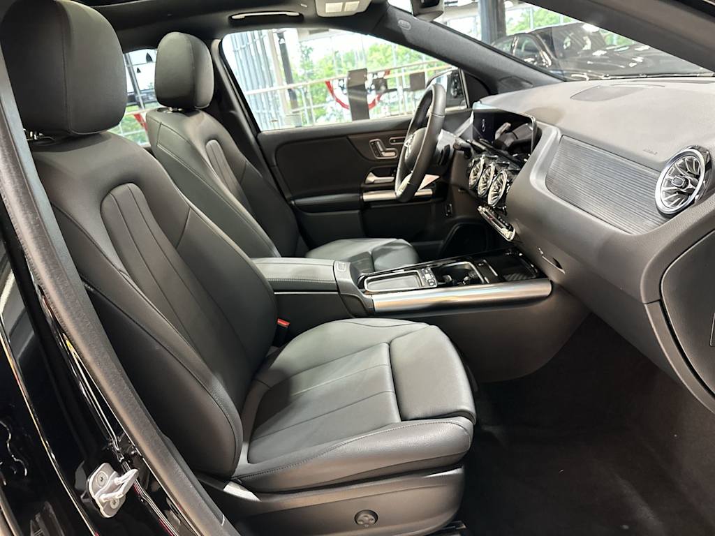Thumbnail: 2026 Mercedes-Benz GLA - 31